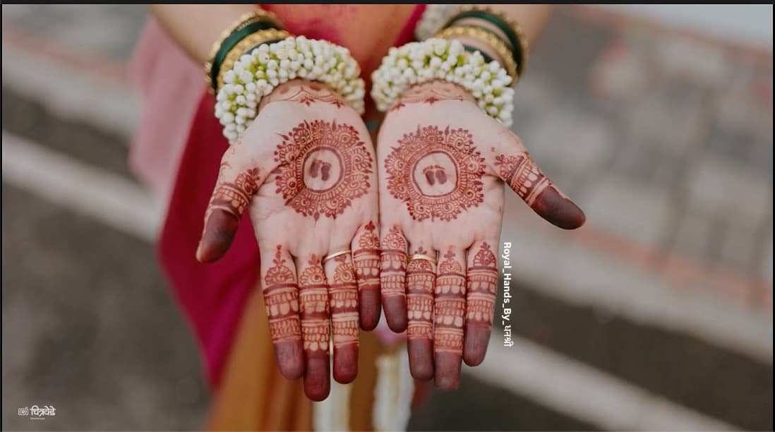 Auspicious festive traditional mehendi design by Royal Hands By Dhanashree